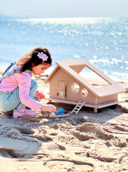 Surfer's Shack Dollhouse