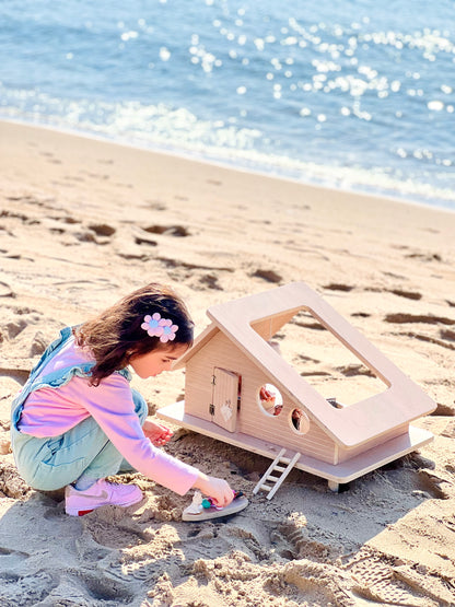 Surfer's Shack Dollhouse